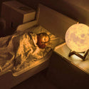 homeandgadget 3D Moon Lamp