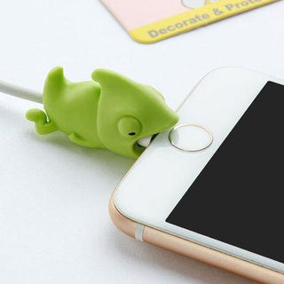 homeandgadget Chameleon Baby Animals Cable Protector